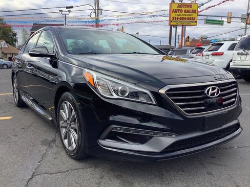 Used 2016 Hyundai Sonata Limited w/ Option Group 04 FWD image 1