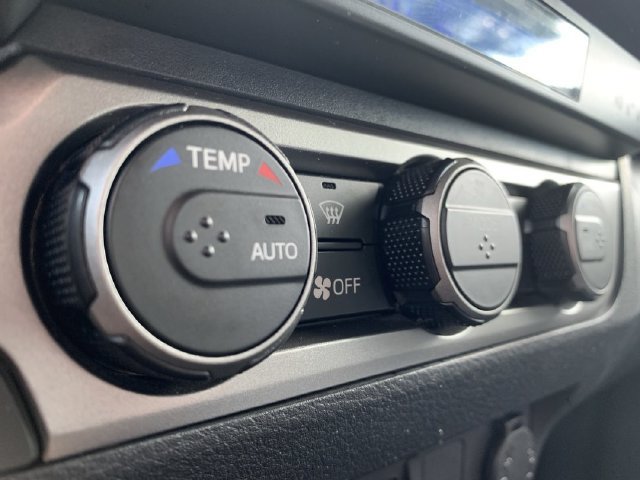 Used 2023 Toyota Tacoma SR5 RWD image 30