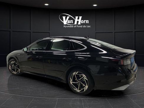 New 2026 Hyundai Sonata SEL image 3