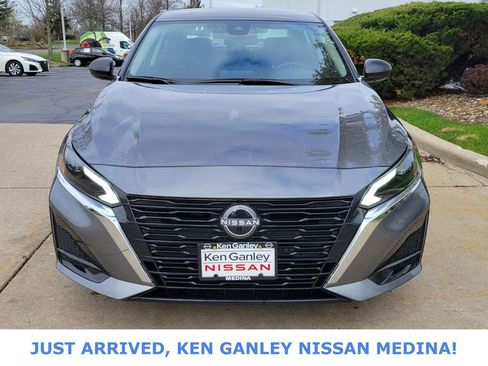 Certified 2025 Nissan Altima 2.5 SV image 8