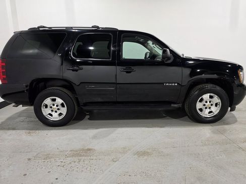 Used 2011 Chevrolet Tahoe LT w/ Luxury Package image 18