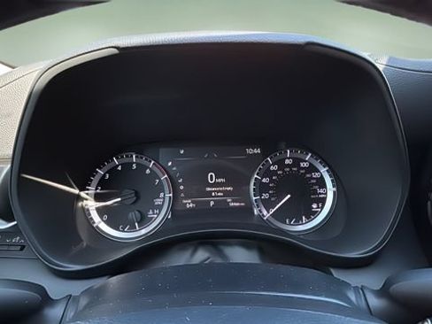Used 2023 Toyota Highlander LE FWD image 15