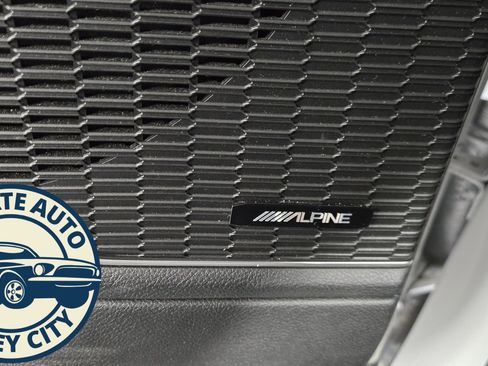 Used 2022 Jeep Grand Cherokee Limited 4xe image 23