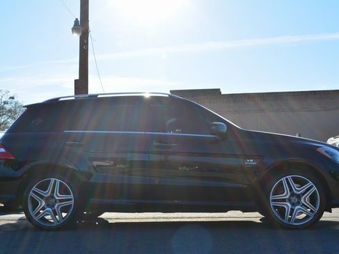 Used 2015 Mercedes-Benz ML 63 AMG 4MATIC image 4