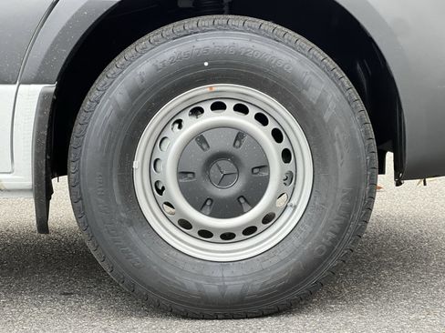 New 2026 Mercedes-Benz Sprinter 2500 image 10