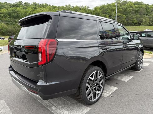 New 2026 Ford Expedition Platinum AWD/4WD image 5