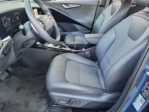 Used 2024 Kia Niro Wind FWD image 23