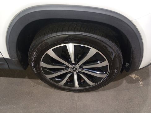 Used 2021 Mercedes-Benz GLB 250 image 29