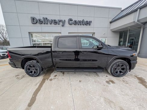 New 2026 RAM 1500 4x4 Crew Cab image 4