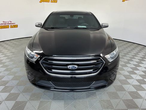 Used 2016 Ford Taurus Limited image 9