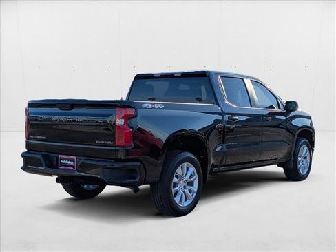 New 2026 Chevrolet Silverado 1500 Custom image 2