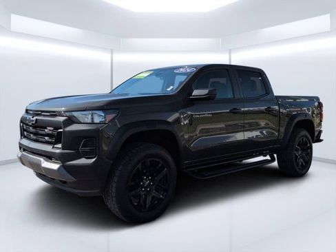 Used 2024 Chevrolet Colorado Trail Boss w/ Advanced Trailering Package AWD/4WD image 7