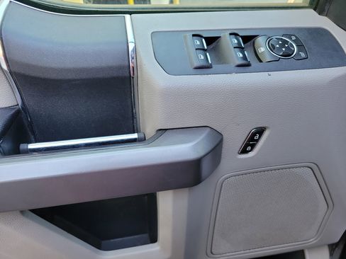 Used 2020 Ford F350 XLT image 16