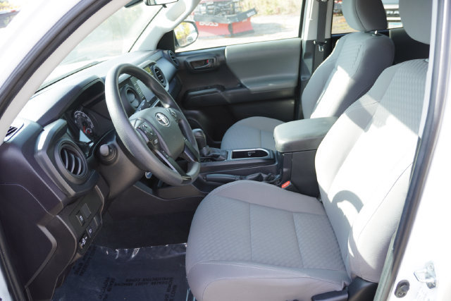 Used 2023 Toyota Tacoma SR AWD/4WD image 18
