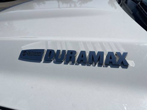 Used 2019 Chevrolet Silverado 2500 LTZ w/ Duramax Plus Package AWD/4WD image 3