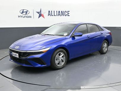 Certified 2025 Hyundai Elantra SE