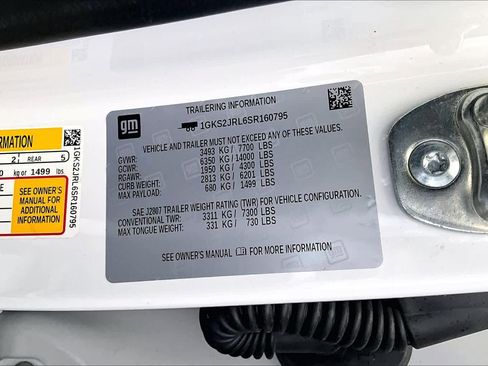 Used 2025 GMC Yukon XL Denali w/ Sun & Power Step Package image 39