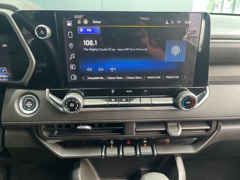 Used 2023 Chevrolet Colorado W/T image 21