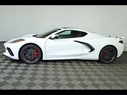 New 2026 Chevrolet Corvette Stingray Premium Cpe w/ Z51 Performance Package image 15