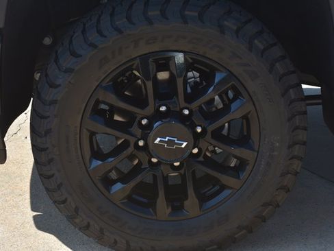 New 2026 Chevrolet Silverado 2500 LT w/ Trail Boss Package AWD/4WD image 11
