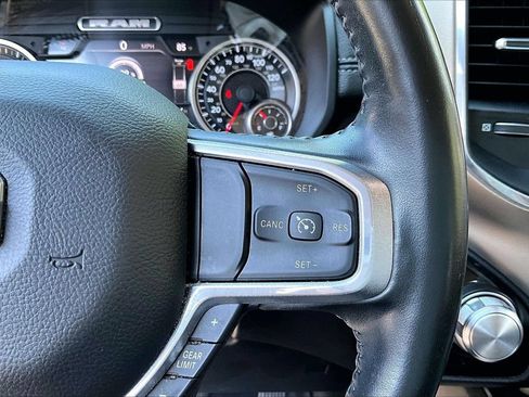 Used 2022 RAM 1500 Laramie AWD/4WD image 28