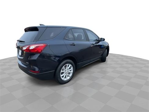 Certified 2020 Chevrolet Equinox LS w/ LS Convenience Package image 8