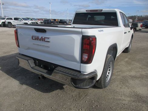 New 2026 GMC Sierra 1500 Pro image 5