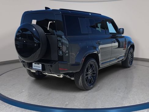 New 2026 Land Rover Defender 110 X-Dynamic SE AWD/4WD image 5