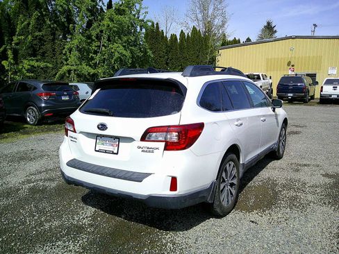 Used 2016 Subaru Outback 2.5i Limited AWD/4WD image 5