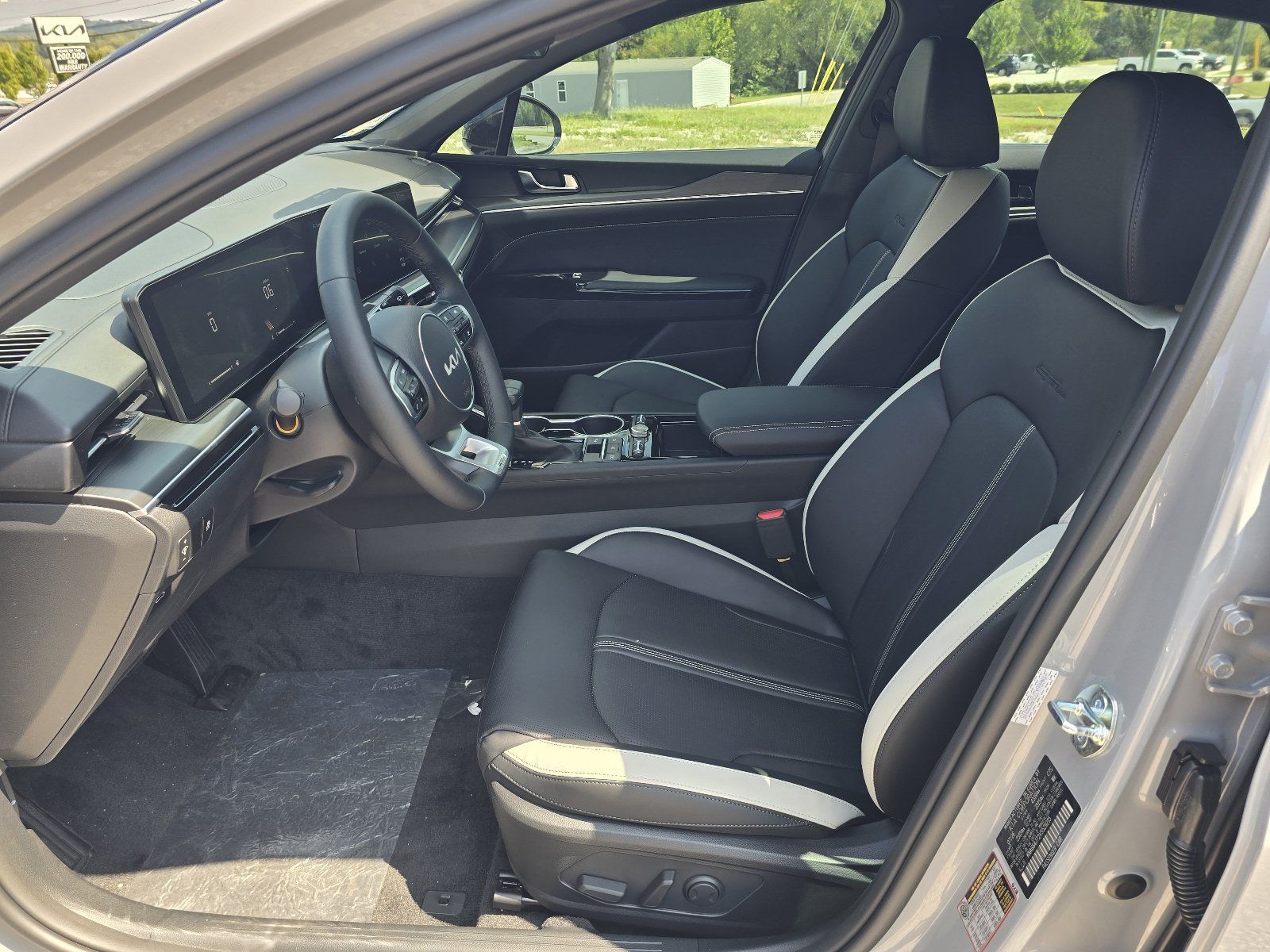 New 2027 Kia K5 GT-Line image 5