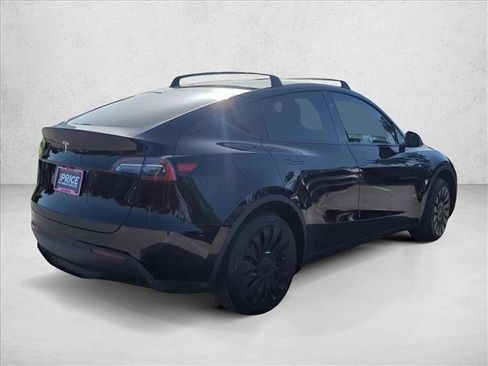 Used 2023 Tesla Model Y Long Range AWD/4WD image 5