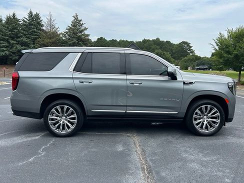 Used 2023 GMC Yukon Denali AWD/4WD image 25