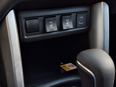 Used 2023 Toyota Corolla Cross XSE w/ Convenience Package image 20