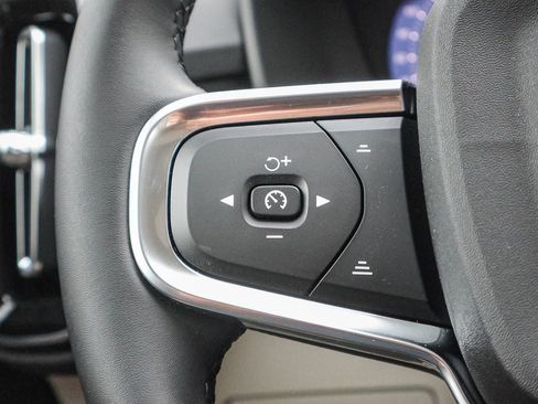 New 2026 Volvo XC40 B5 Plus w/ Protection Package Premier image 37