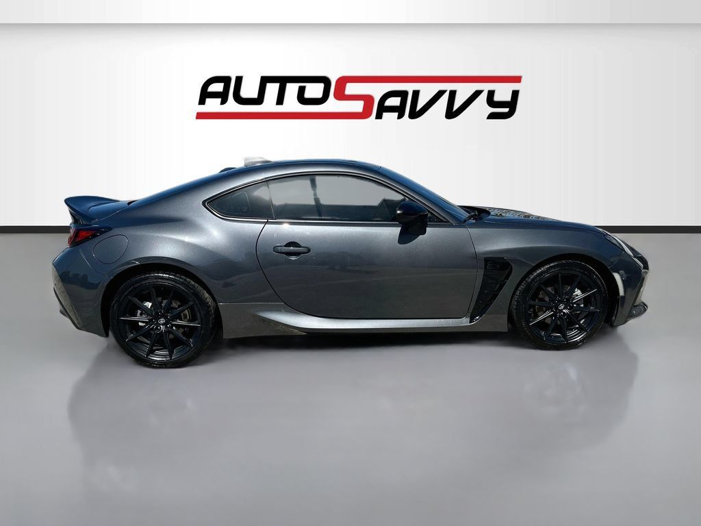 Used 2026 Toyota GR86 Premium w/ ALL Weather Mat Package (TMS) RWD image 8