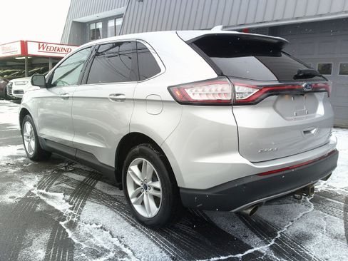 Used 2018 Ford Edge SEL w/ Equipment Group 201A image 3
