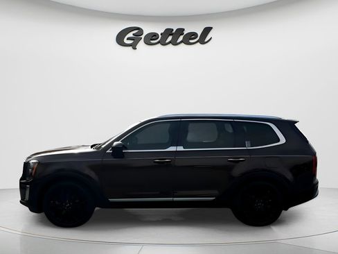 Used 2021 Kia Telluride SX w/ Towing Package FWD image 15