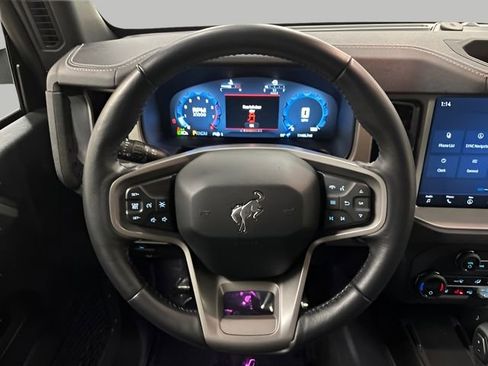 Used 2025 Ford Bronco Outer Banks image 14