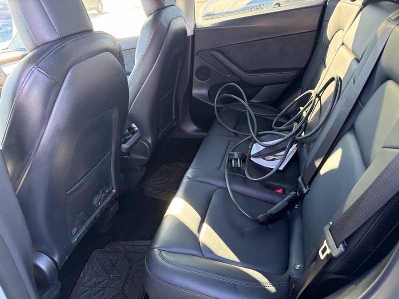 Used 2022 Tesla Model Y Long Range AWD/4WD image 12