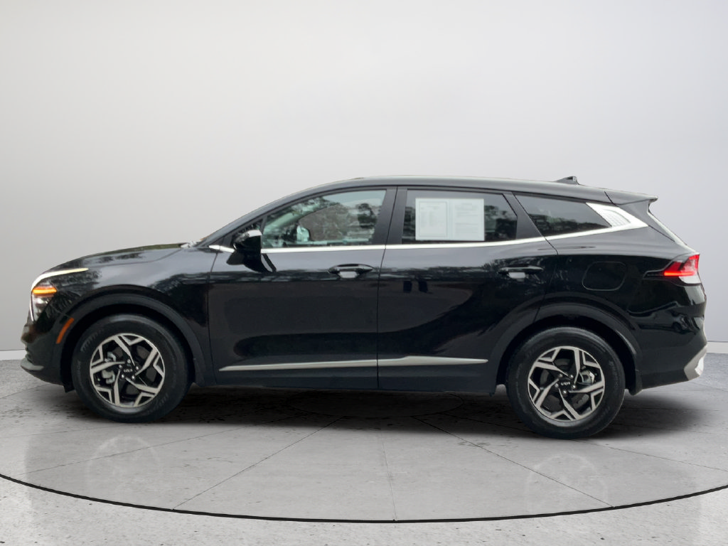 Used 2024 Kia Sportage LX FWD image 9