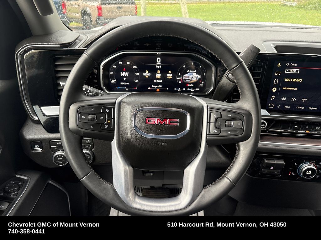 Used 2026 GMC Sierra 1500 SLT AWD/4WD image 17