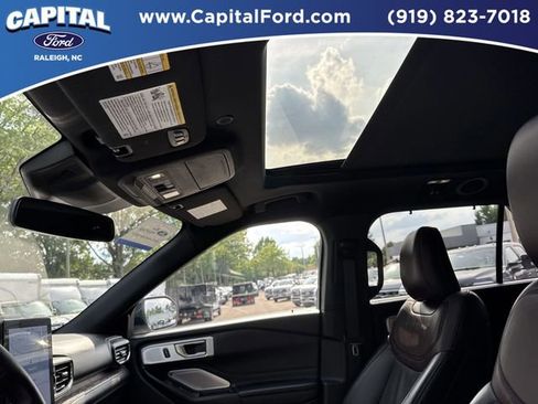 Certified 2020 Ford Explorer Platinum w/ Premium Technology Package AWD/4WD image 22
