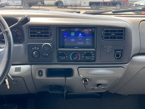 Used 2004 Ford F350 Lariat AWD/4WD image 27