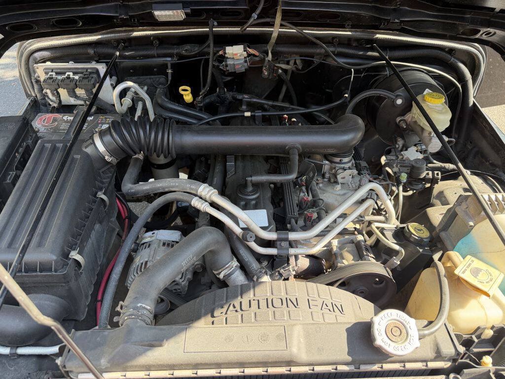 Used 2004 Jeep Wrangler 4WD image 18
