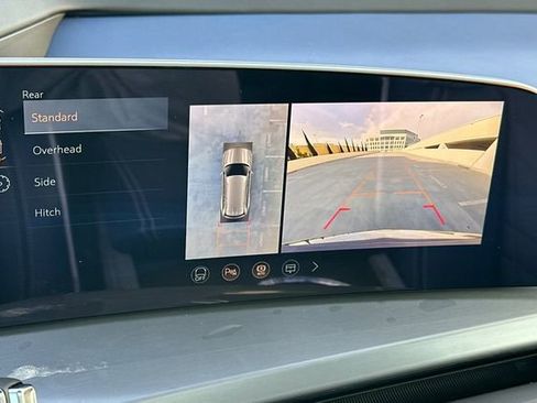 New 2026 Cadillac Vistiq Premium Luxury w/ LPO, Floor Liner Package image 18