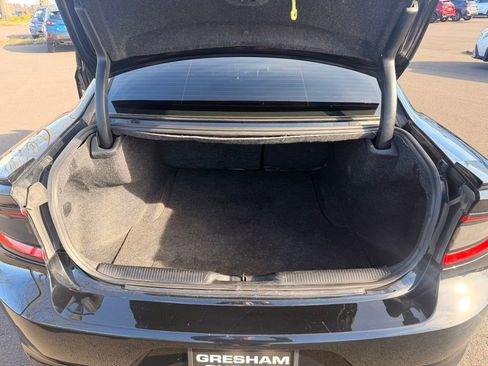 Used 2017 Dodge Charger R/T image 19