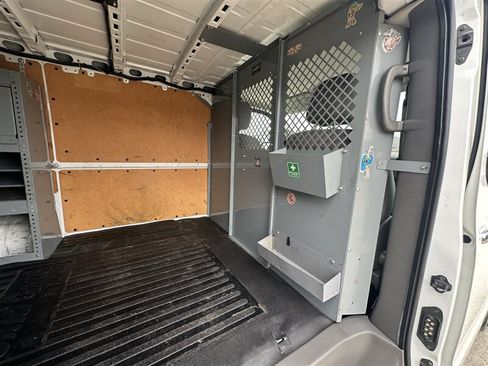 Used 2019 Nissan NV 3500 SL w/ Navigation Package RWD image 14