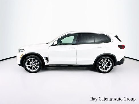 Used 2024 BMW X5 xDrive40i w/ Premium Package AWD/4WD image 4