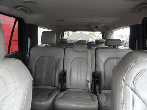 Used 2020 Ford Expedition Max Limited RWD image 25