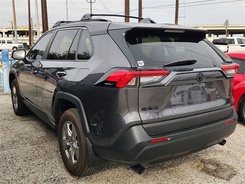 Used 2025 Toyota RAV4 XLE image 4